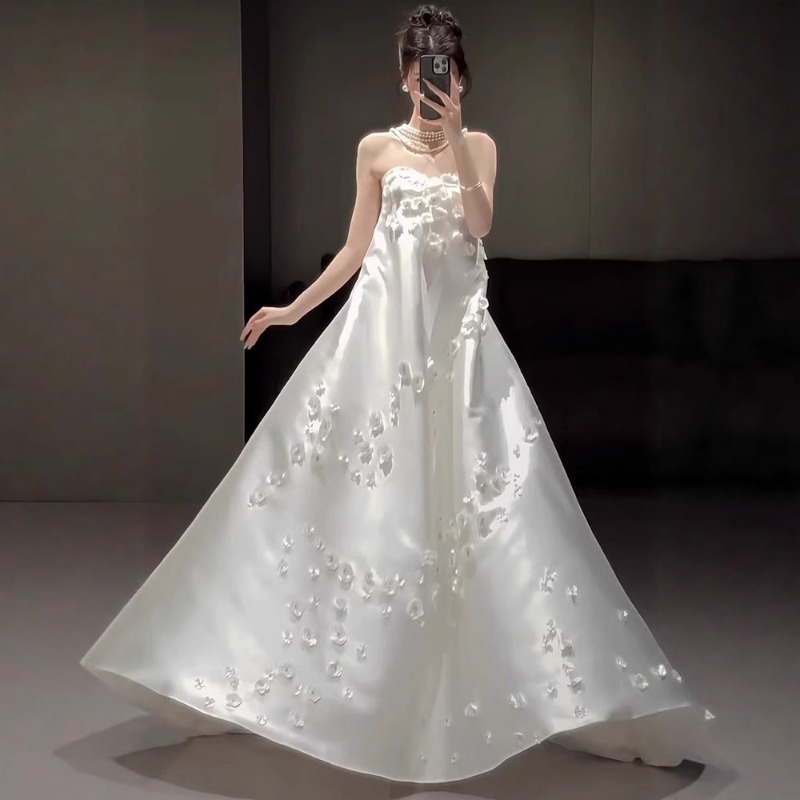 Vestido de Noiva Tomara que Ca - Photography Lighting Basics avaliação e preço